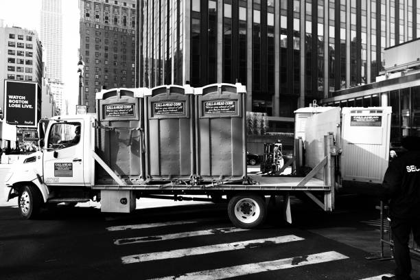 Best Emergency porta potty rental  in Chesaning, MI