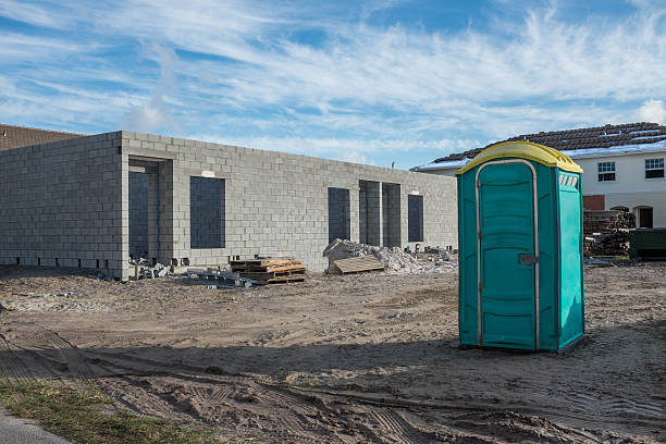 Best Luxury portable toilet rental  in Chesaning, MI